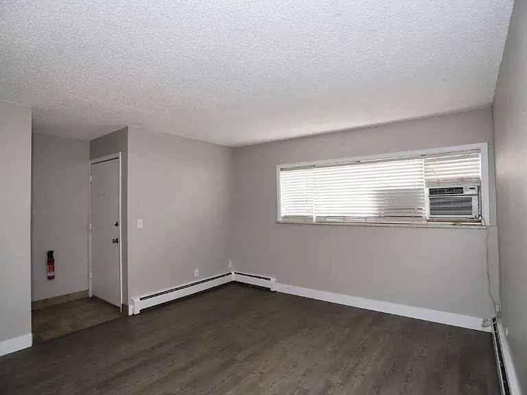 5042 El Camino Dr #91 — Photo 6