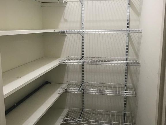 5th image of 3128 Landess Ave APT C