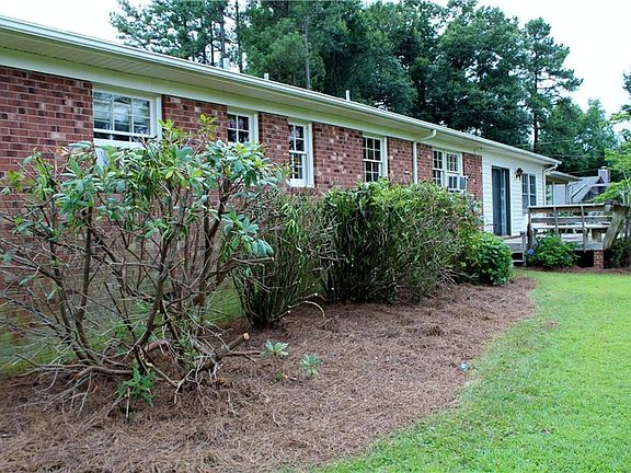 2nd image of 104 Timberwood Dr