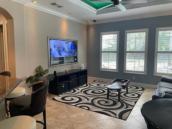 4th image of 861 SW Saint Tropez Ct