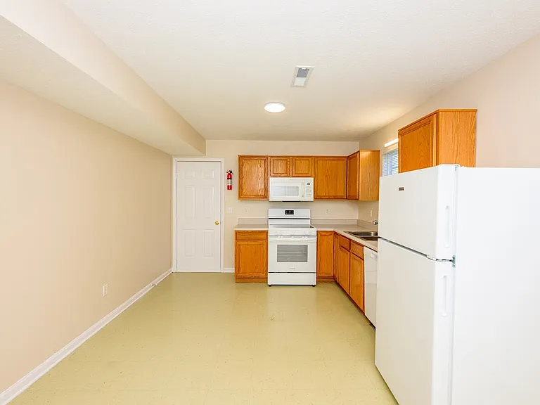 106 Keith Ct — Photo 7