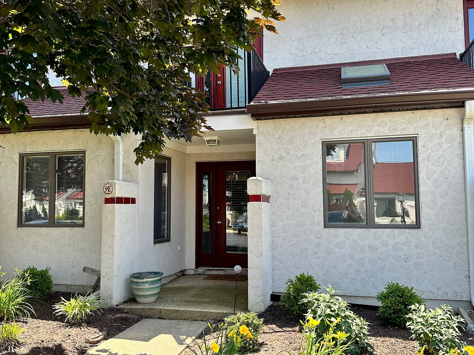 3 bed, 1680 sqft, $2,500 — Photo 2