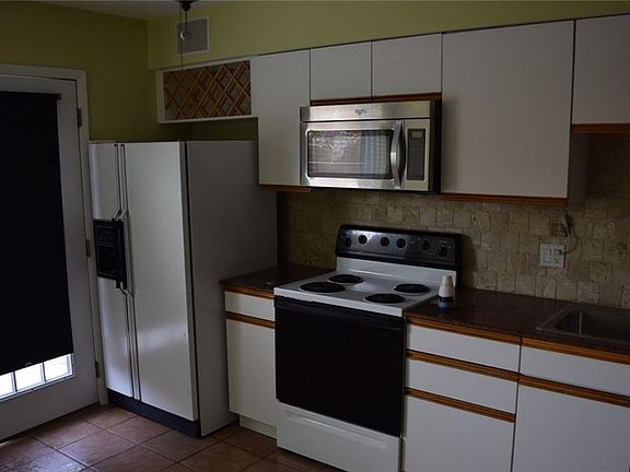 4th image of 4515 W Carmen St