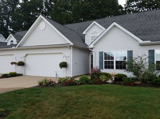 4001 Mallard Bay Dr APT 19, Perry, OH 44081