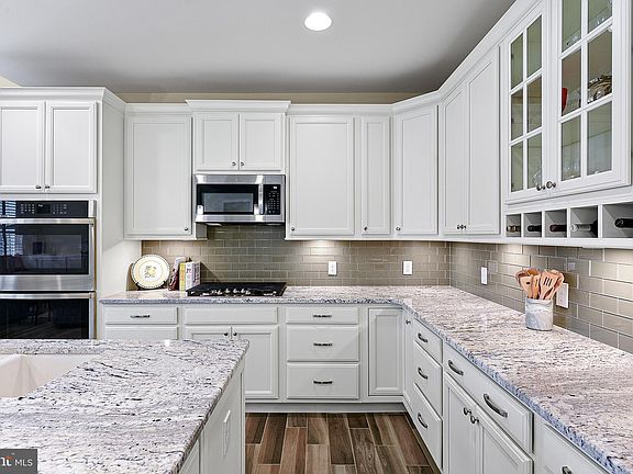 3rd image of 19349 Loblolly Cir