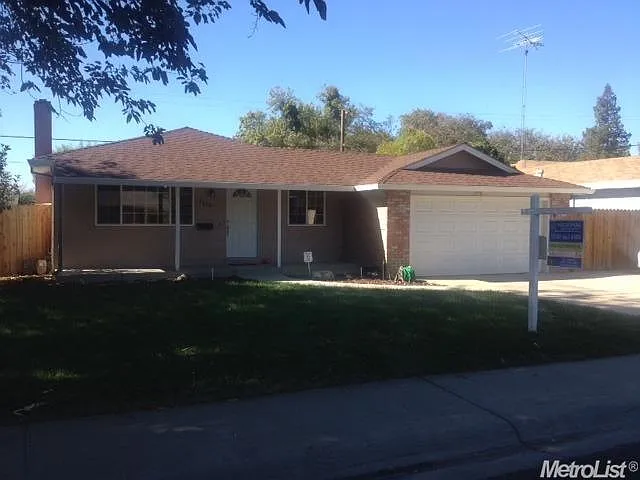 1612 6th St photo 1