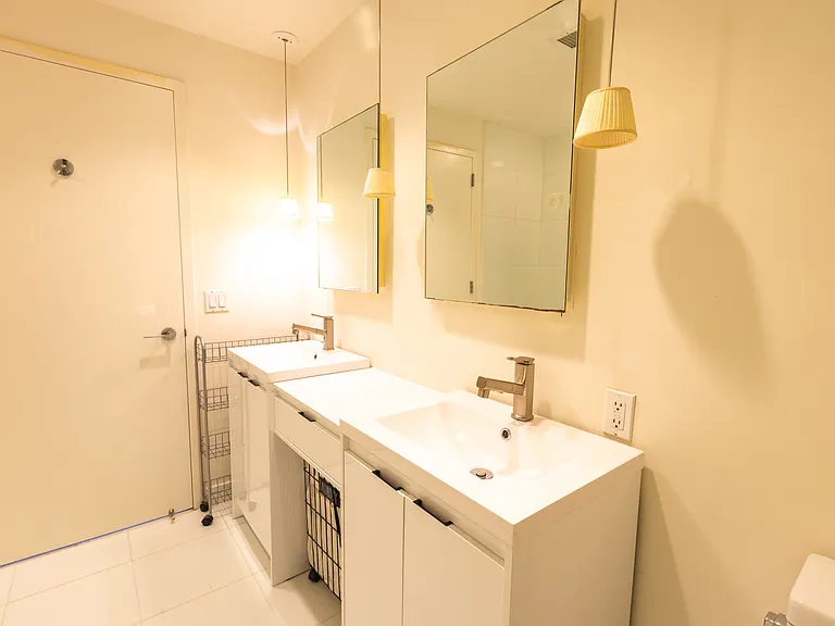 15 Broad St #716 — Photo 33