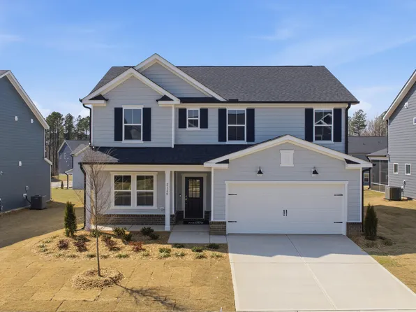 2120 Cedar Bird Ln, Fuquay Varina, NC 27526