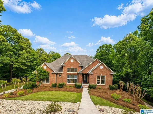 220 Chestnut Forest Dr, Helena, AL 35080