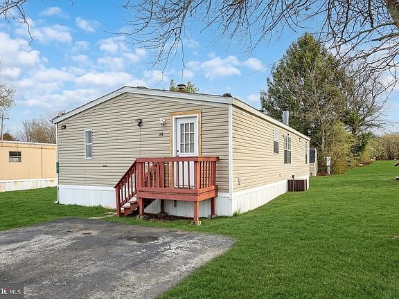2nd image of 145 Chesapeake Est