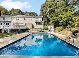 53 Olde Homestead Dr, Barnstable, MA 02630