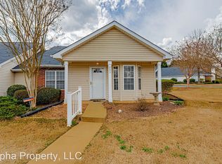 225 Woodruff Park Ln, Simpsonville, SC 29681