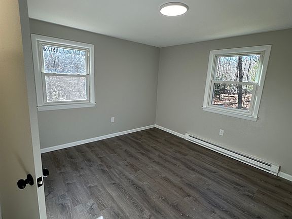 5th image of 47 Boston Tpke APT B2
