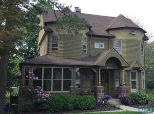 440 Stuyvesant Ave, Rutherford, NJ 07070