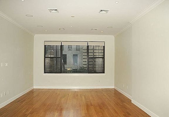 2nd image of 121 W 132nd St #2A