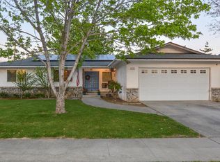 5722 N 7th St, Fresno, CA 93710