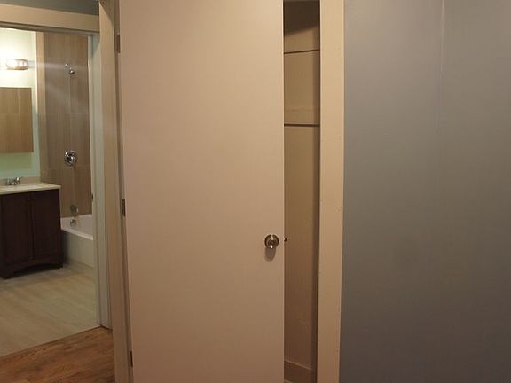 2nd image of 6543 S Minerva Ave #3N