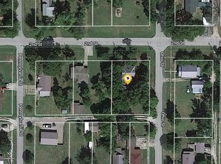 203 Ohio St, Oswego, KS 67356