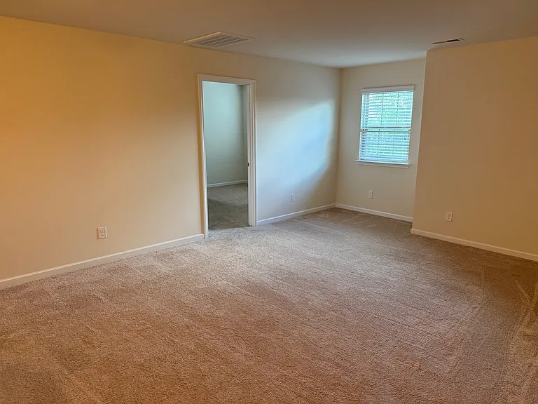 9537 Clarkes Meadow Pl NW — Photo 12