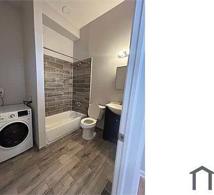 3rd image of 813 N 41st St #1