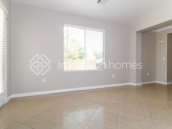 5th image of 7225 W Belmont Ave