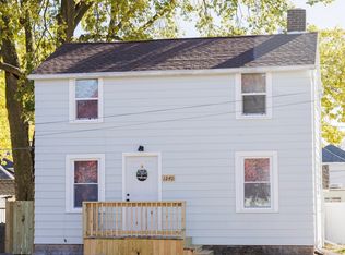 1240 W Merchant St, Kankakee, IL 60901