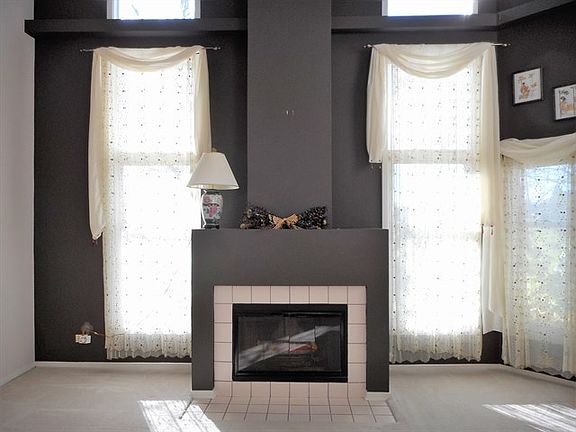 2nd image of 2339 Hamilton Pl #2339
