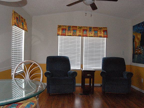 3rd image of 3390 Gandy Blvd #609