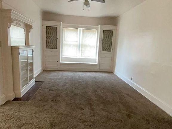 3rd image of 10127 South Blvd #1