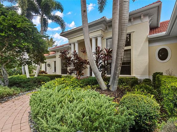 3rd image of 7819 ROSEHALL COVE