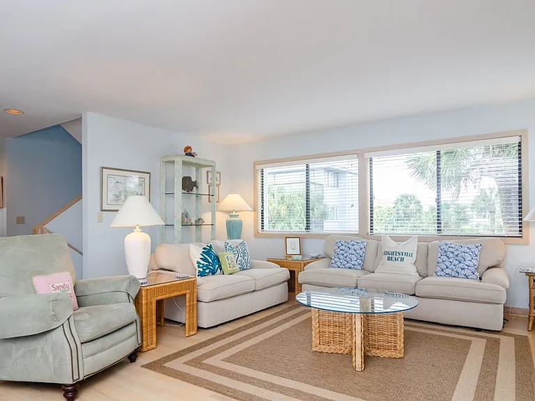 9 Sea Oats Ln — Photo 3