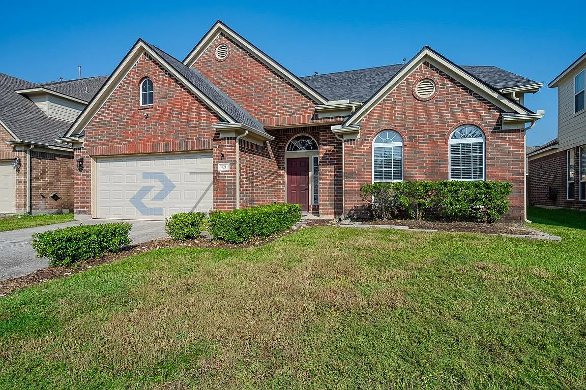 3 bed, 2.5 bath, 3117 sqft, $2,550 — Photo 2