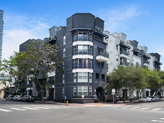 2nd image of 525 11th Ave Unit 1202