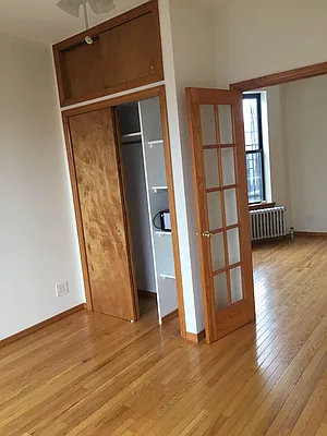 Rented by Warren T Real Estate Corp. | media 20