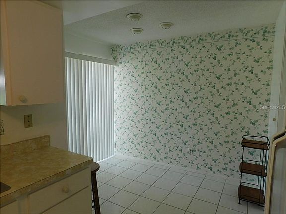 5th image of 6618 10th Ave W