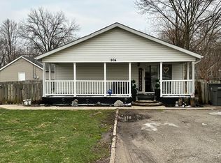 904 S 14th St, Goshen, IN 46526