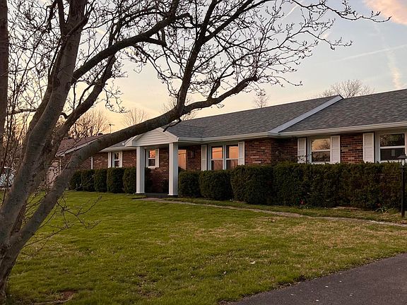 2nd image of 185 Cummins Ferry Rd #185