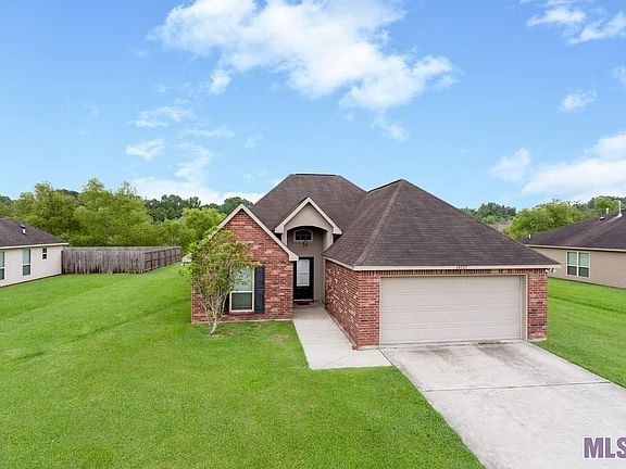 3rd image of 14332 Summerset Dr