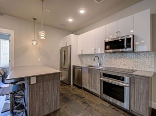 4819 Caroline St #104, Houston, TX 77004