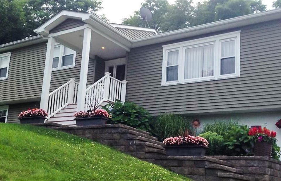 1st image of 69 Hy Vue Drive