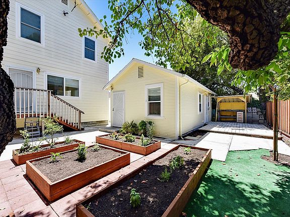 4th image of 580 Dowling Blvd #B