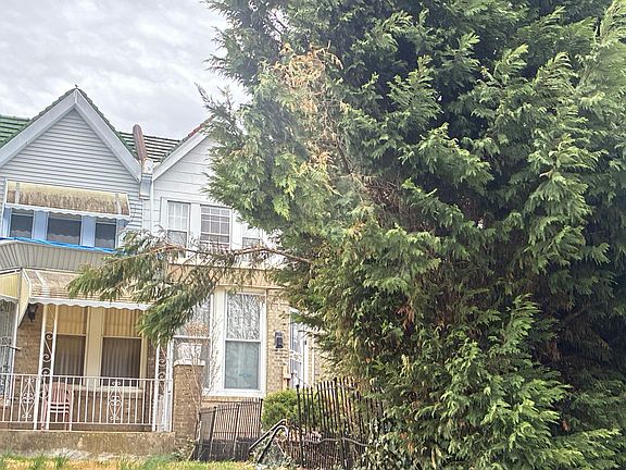 3rd image of 5637 N 16th St