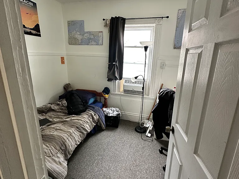 246 National Ave NW — Photo 2