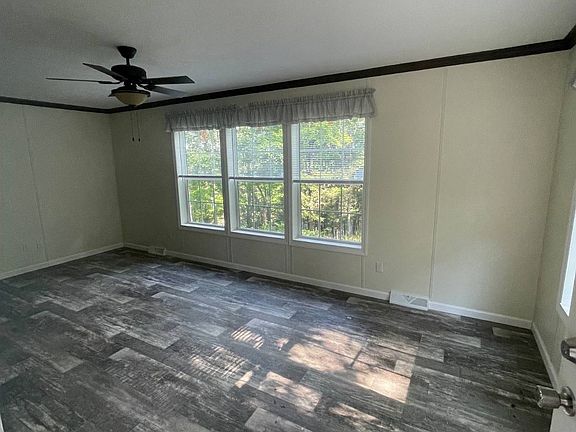 5th image of 131 Rymrock Rd Unit 28