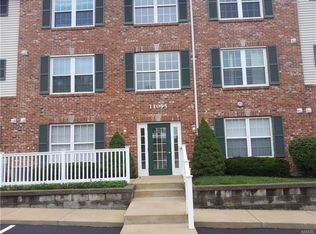 11095 Gravois Rd APT 102, Saint Louis, MO 63126