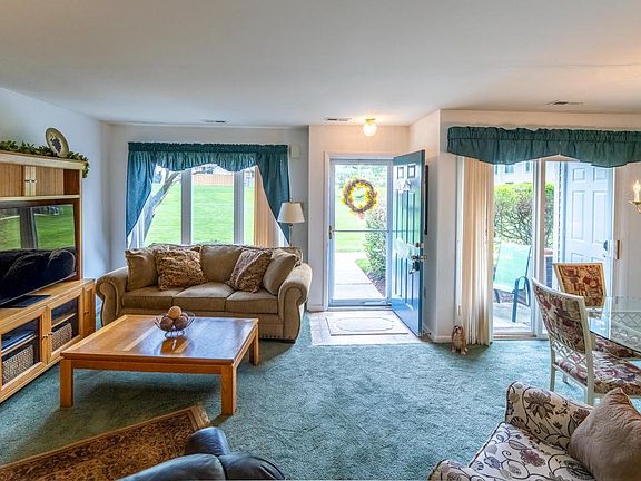 5th image of 3006 Maryannes Ct