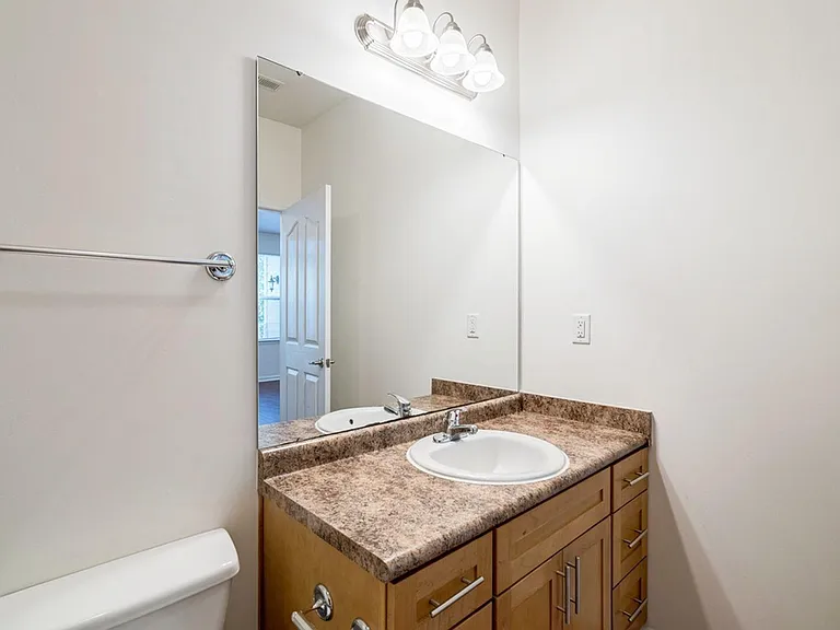 Ridgeway 32 — Photo 13