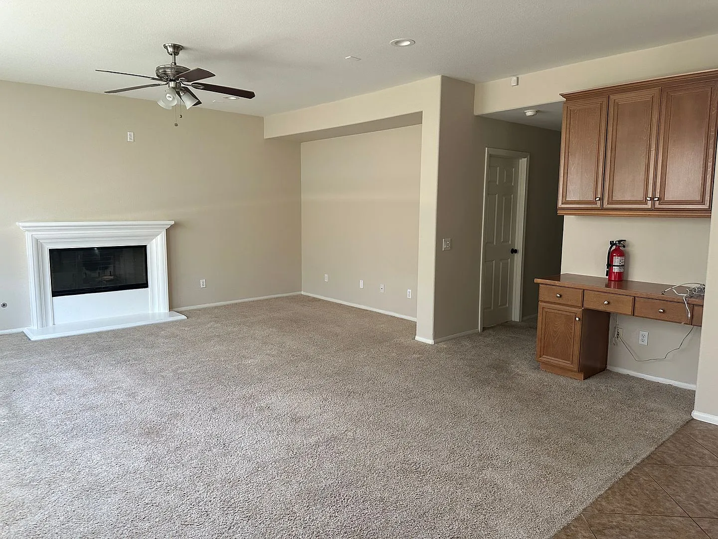 Bedroom 3 bath home in Hemet — Photo 4