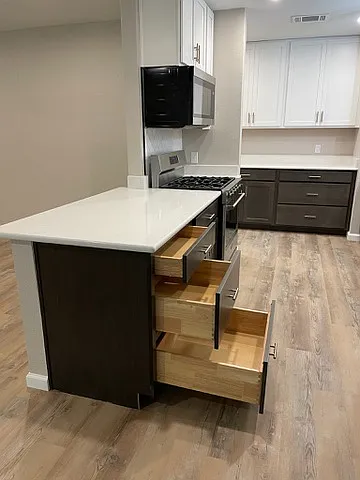 Full extension, soft close, drawers throughout