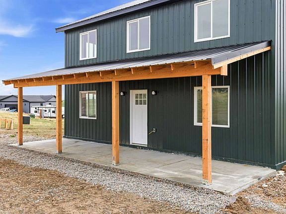 4th image of 2 Saddle View Cir